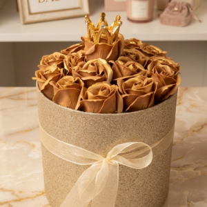 Glitter Gold-Gold !! Συνθεση απο τριαντάφυλλα-σαπουνάκια σε κουτι !!!